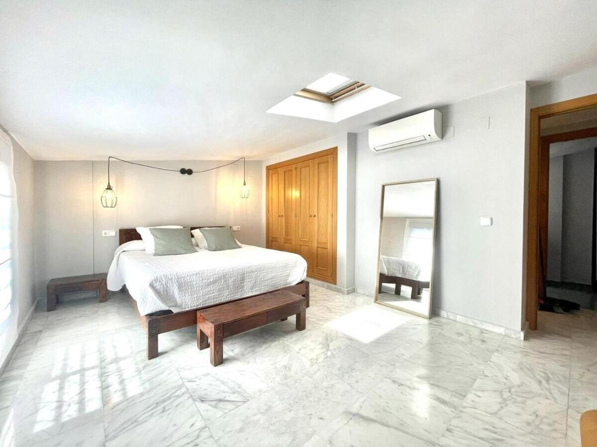 Calu Homes Duplex Cerca Playa De Huelin Málaga Exteriör bild