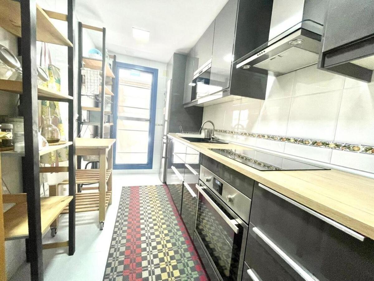 Calu Homes Duplex Cerca Playa De Huelin Málaga Exteriör bild