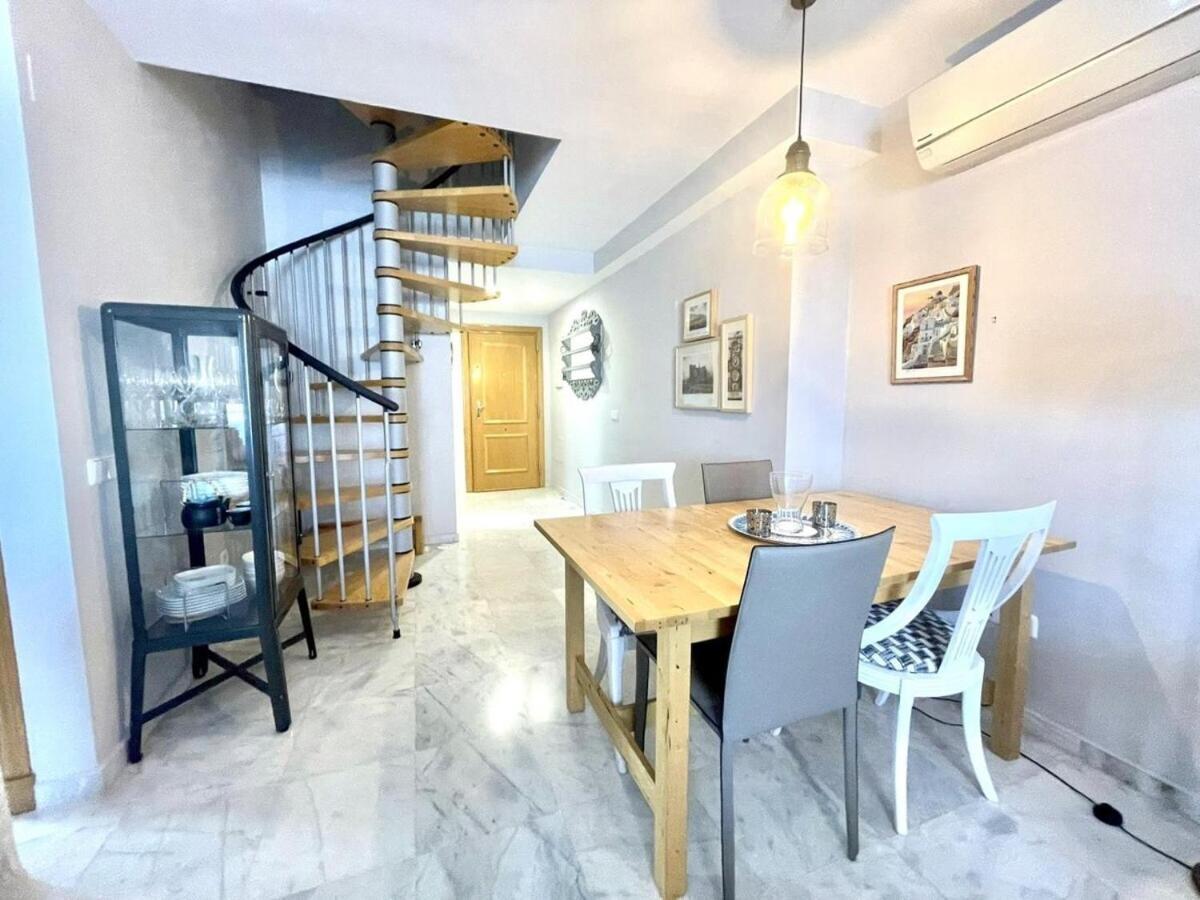 Calu Homes Duplex Cerca Playa De Huelin Málaga Exteriör bild