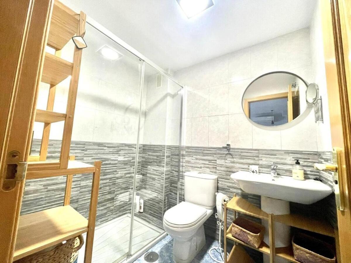 Calu Homes Duplex Cerca Playa De Huelin Málaga Exteriör bild